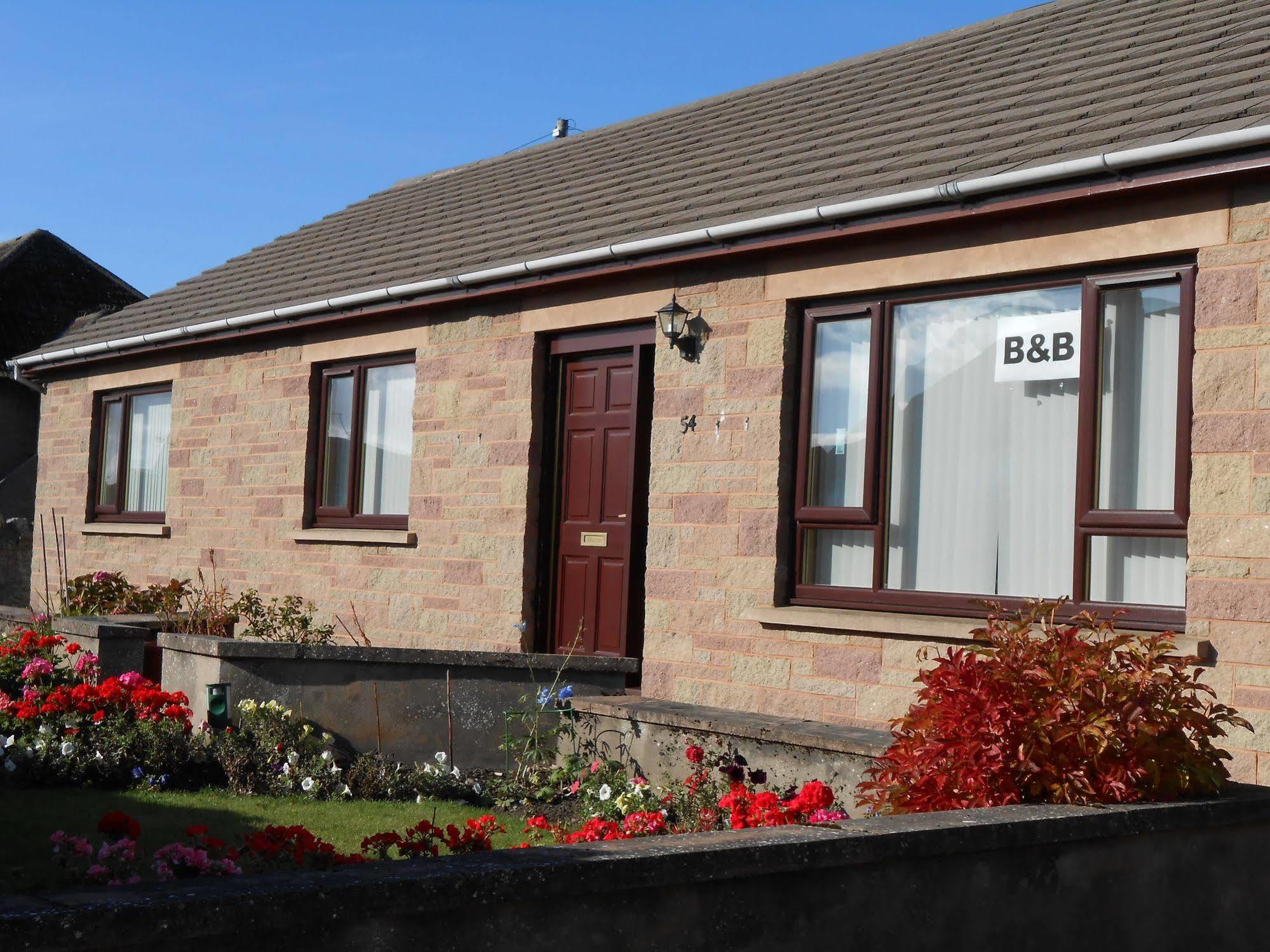 Jomarnic B&B Lossiemouth Exterior foto